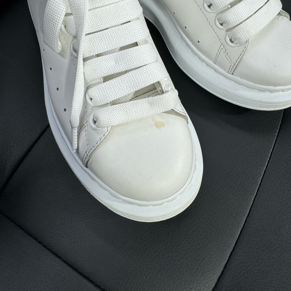 Alexander McQueen shoes in great condition - Picture 4 of 6